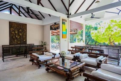 Naiharn Beach Resort – Foto’s 14