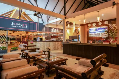 Naiharn Beach Resort – Foto’s 16